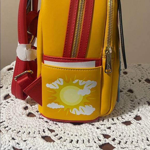 Loungefly Disney Pluto Summer Beach Bag/Backpack NEW - Picture 5 of 5